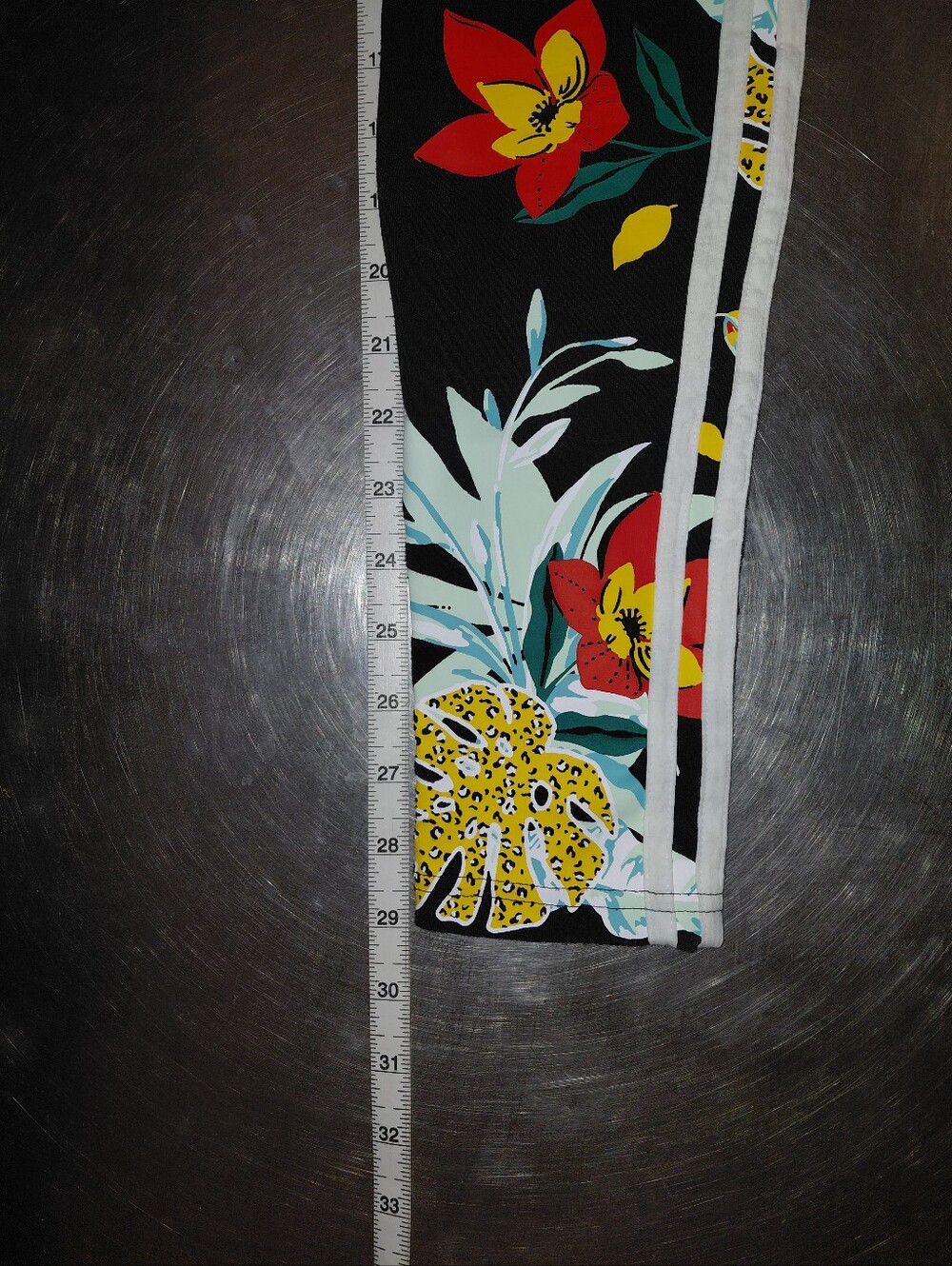 adidas| HER Studio London Women’s Black Floral Leggings - Picture 7 of 9